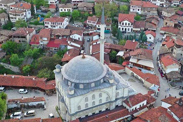 Safranbolu İzzet Mehmet Paşa Camii